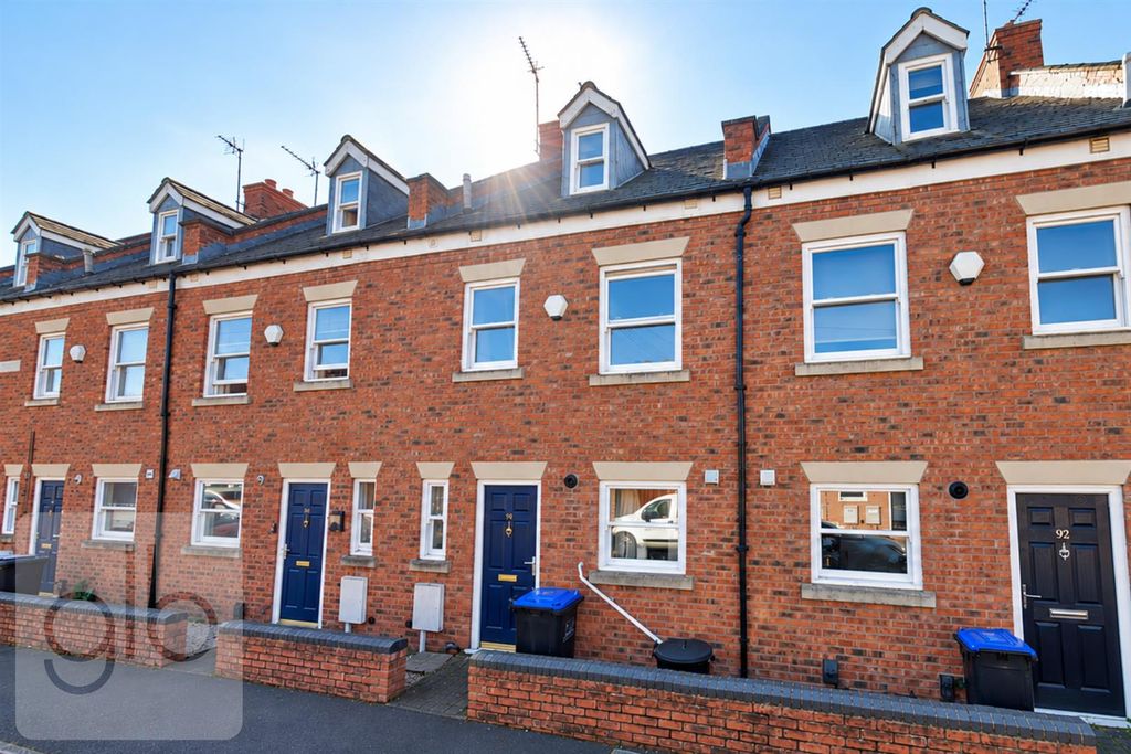 Property photo 1 of 15 1.Png