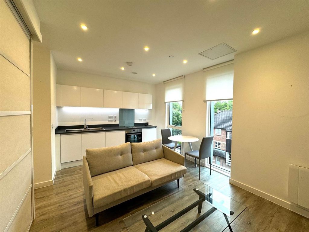 Property photo 2 of 13 Living Area Pic 6.Jpeg