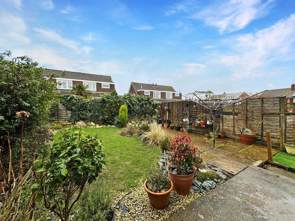 Property photo 2 of 15