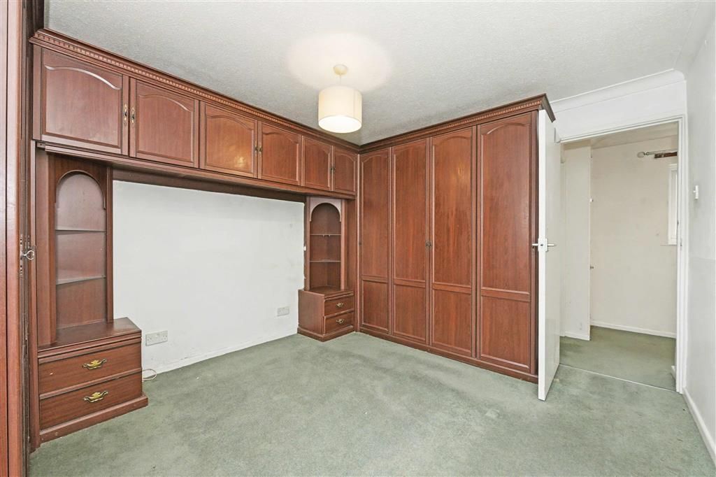 Property photo 3 of 5