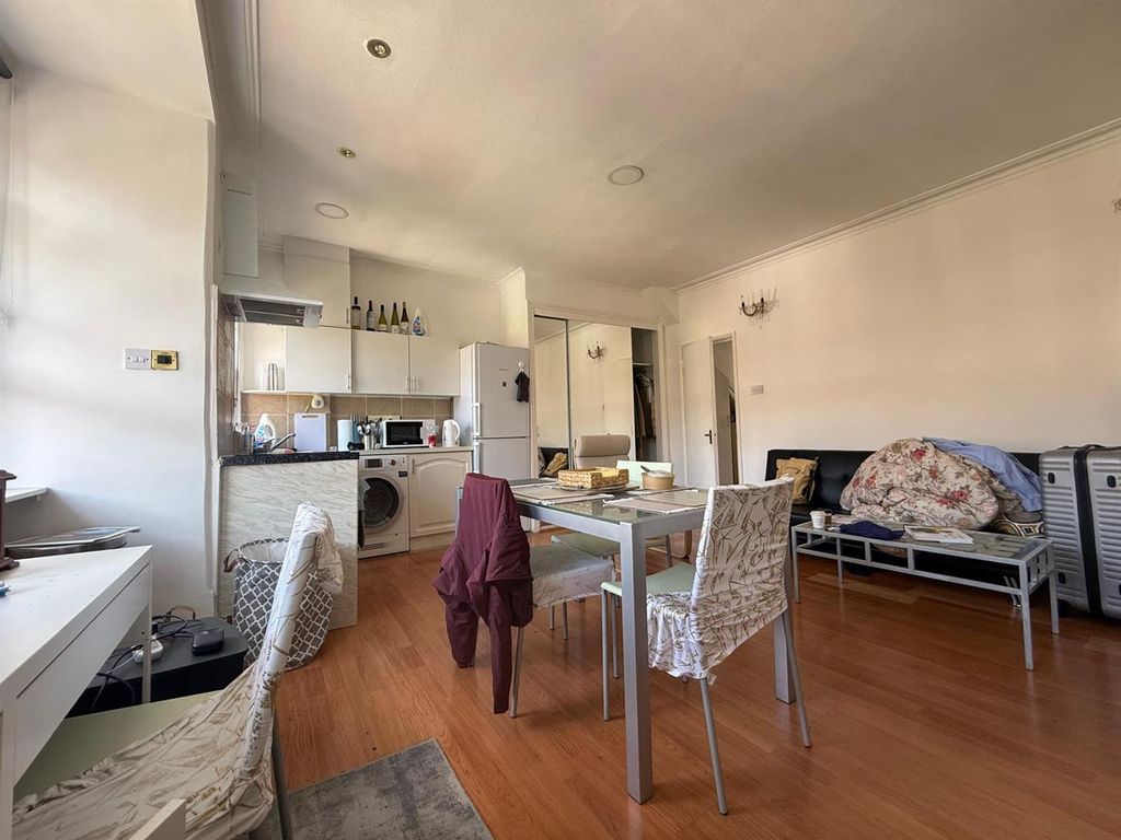 Property photo 2 of 7 62Cdfbf0-9A22-4Aed-Bfba-3B4B209Fa13A.Jpg