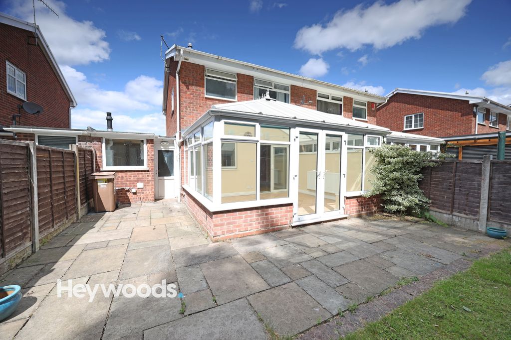 Property photo 3 of 34 0F1A5466