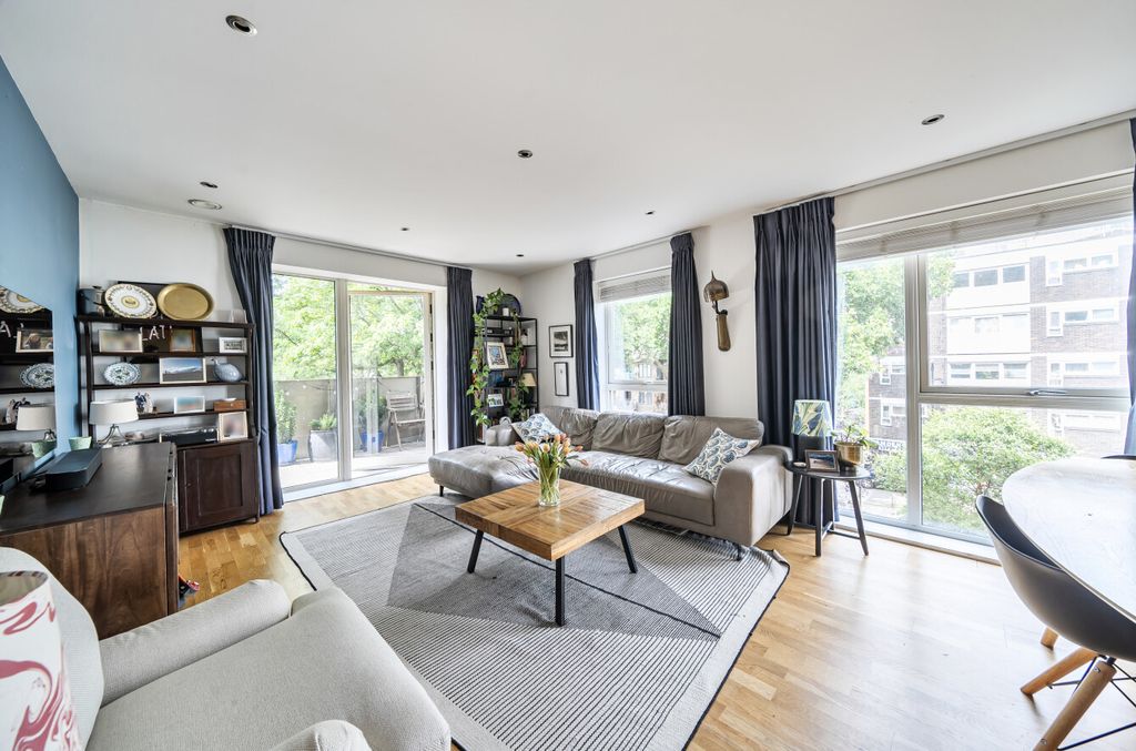 Property photo 1 of 18 1484883-6-6A427Af...