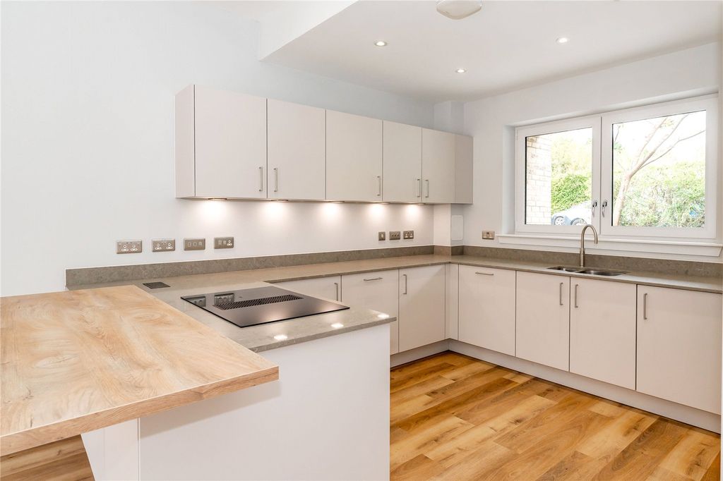 Property photo 3 of 23 Picture No. 71