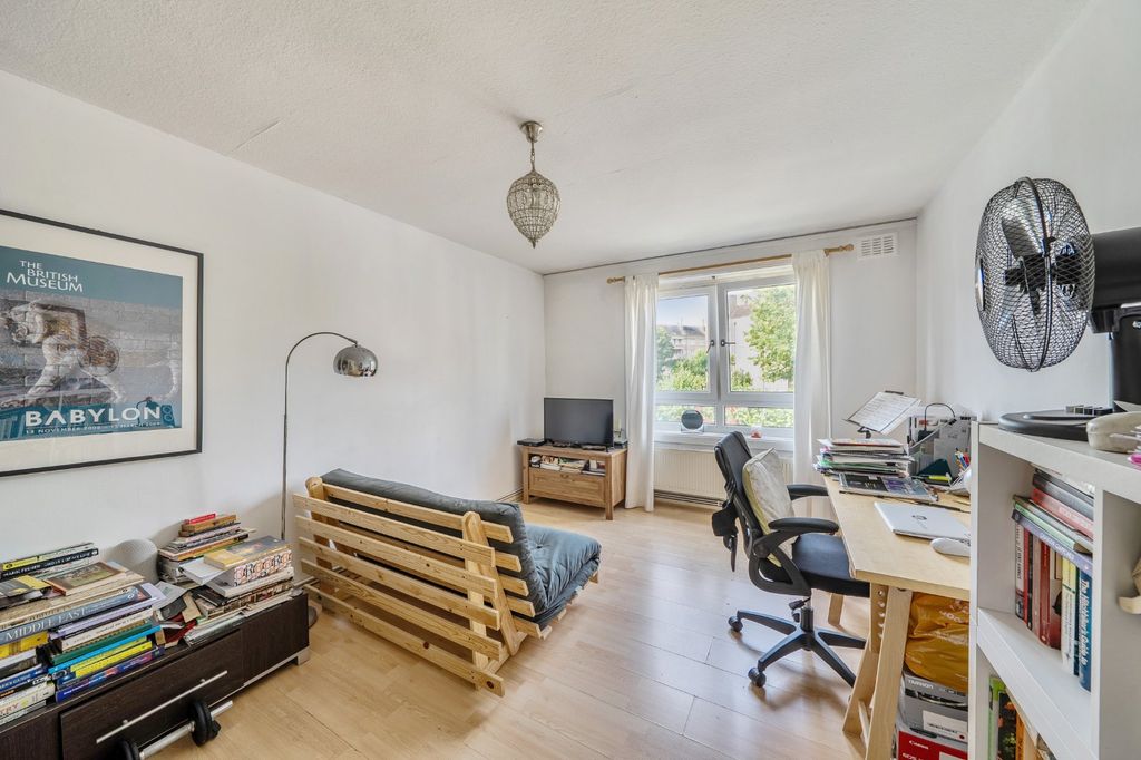 Property photo 1 of 11 Picture No. 17