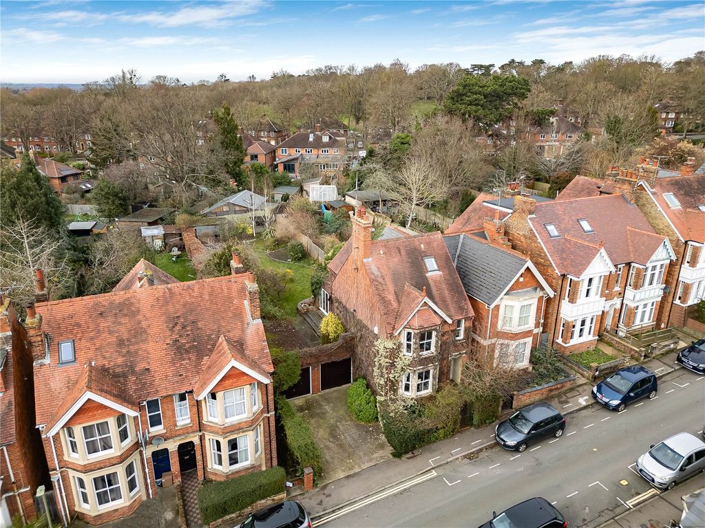 Property photo 1 of 28 Picture No. 04