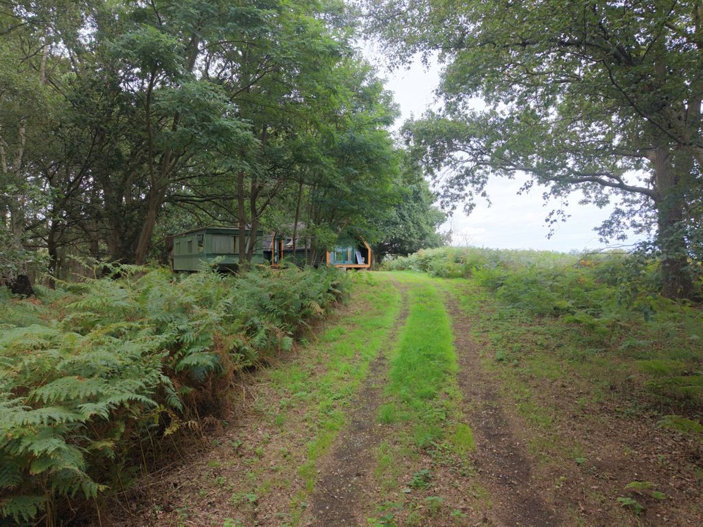 Property photo 2 of 11 Picture No. 09