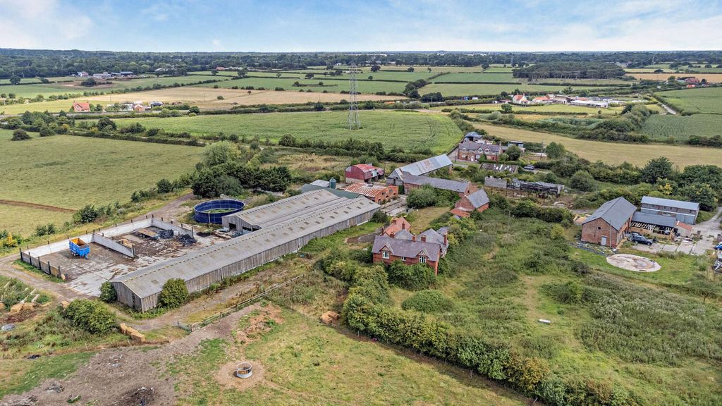 Property photo 3 of 24 Picture No. 03