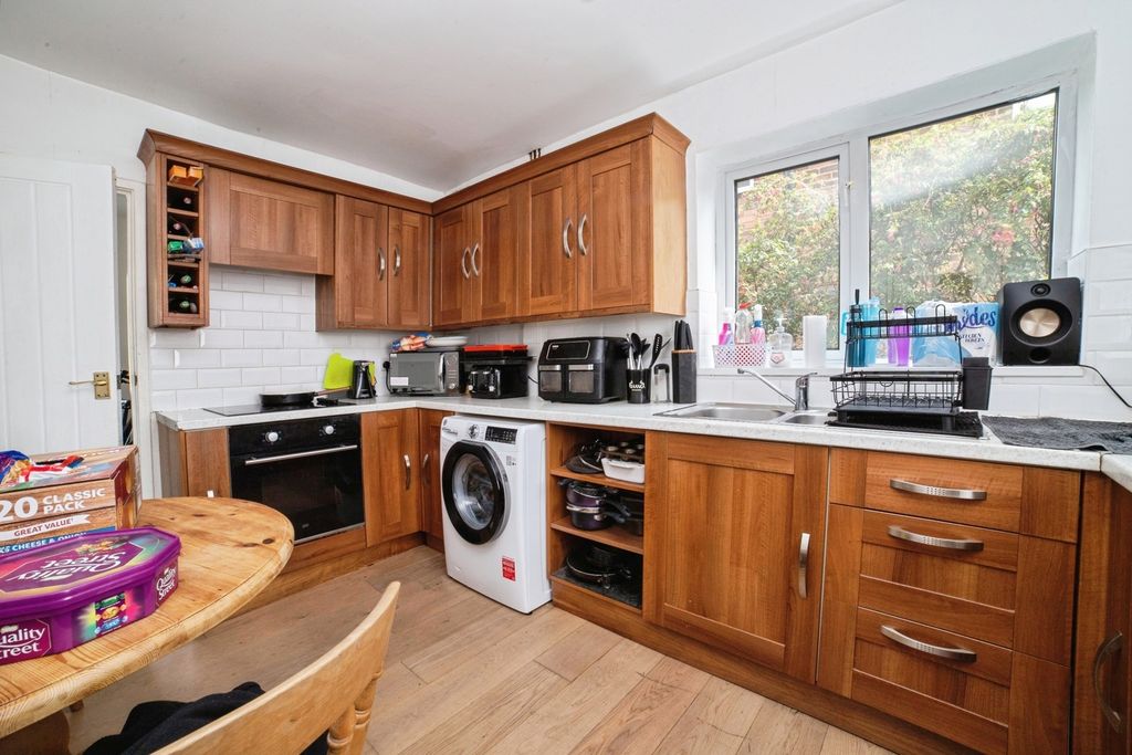 Property photo 2 of 14 Pbox-Img.Jpg