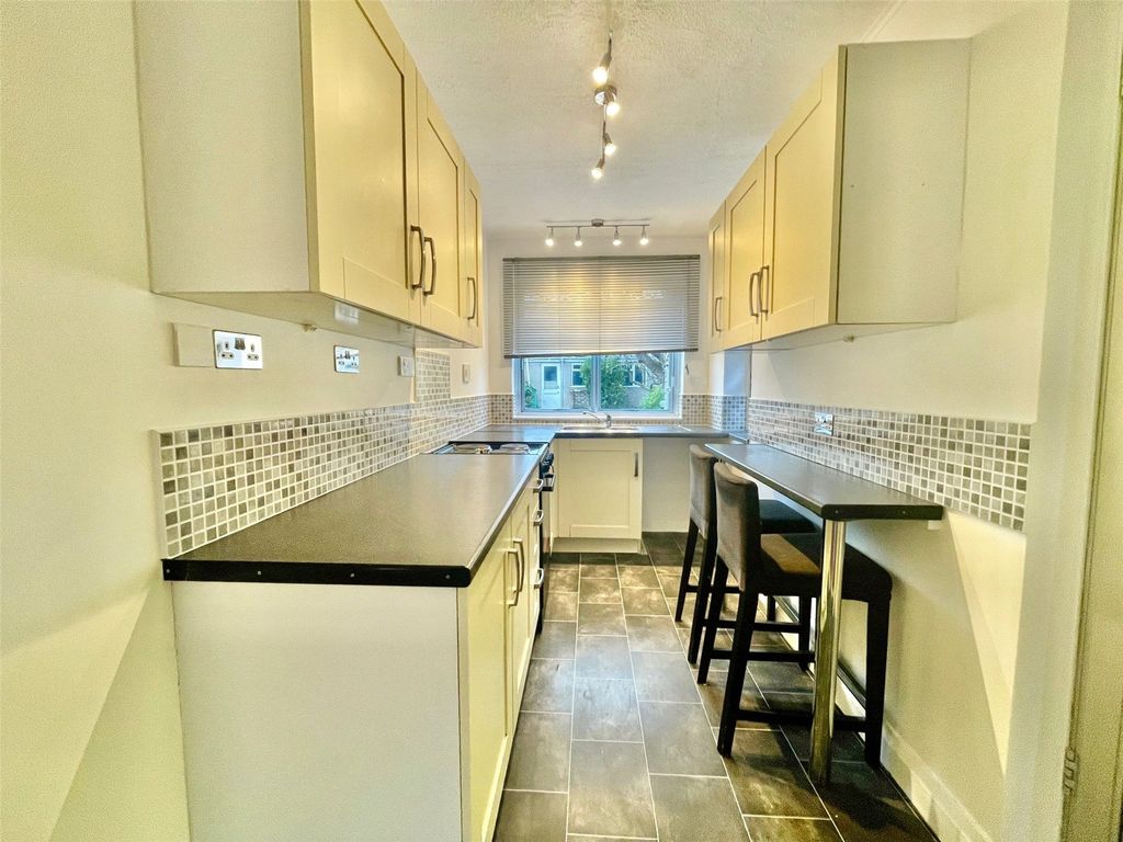 Property photo 2 of 12 Picture No. 02