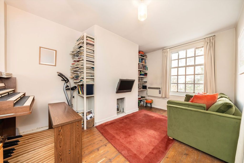 Property photo 2 of 4