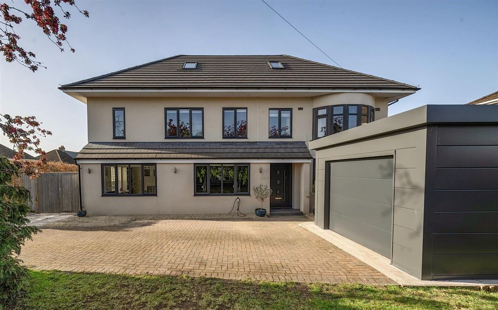 Property photo 1 of 24 Exterior