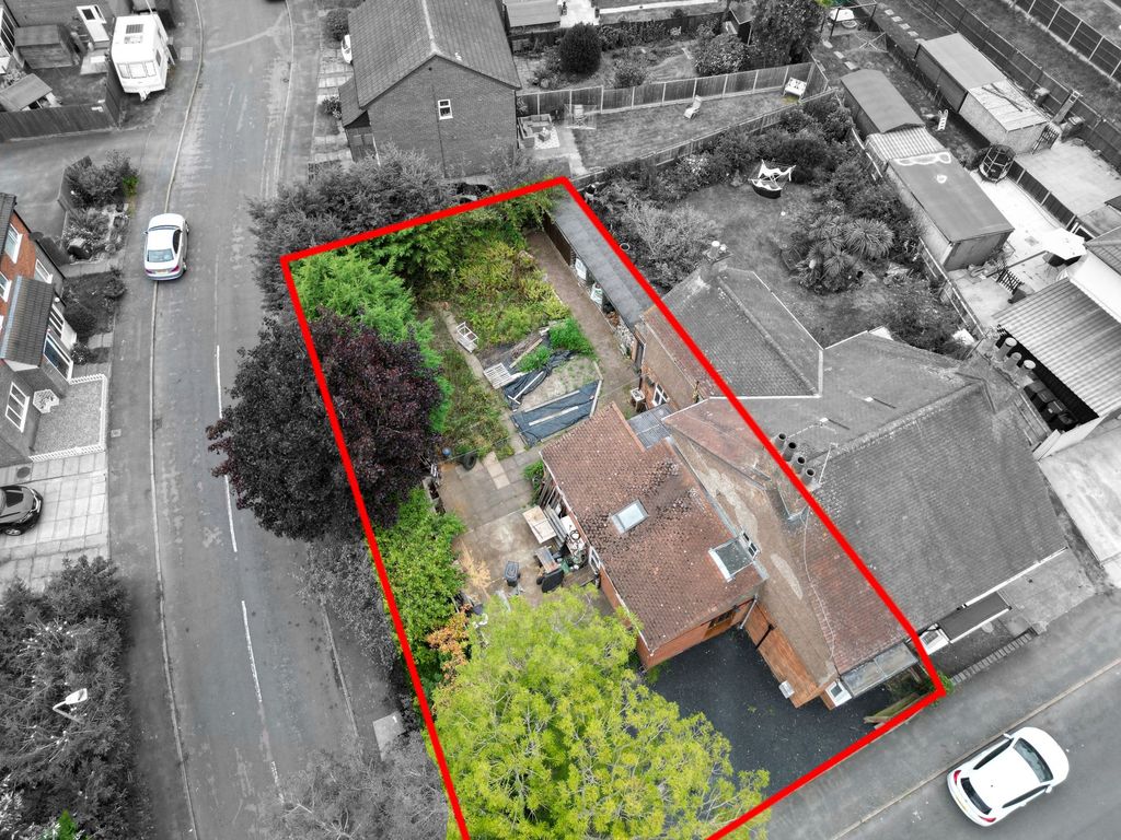 Property photo 2 of 4