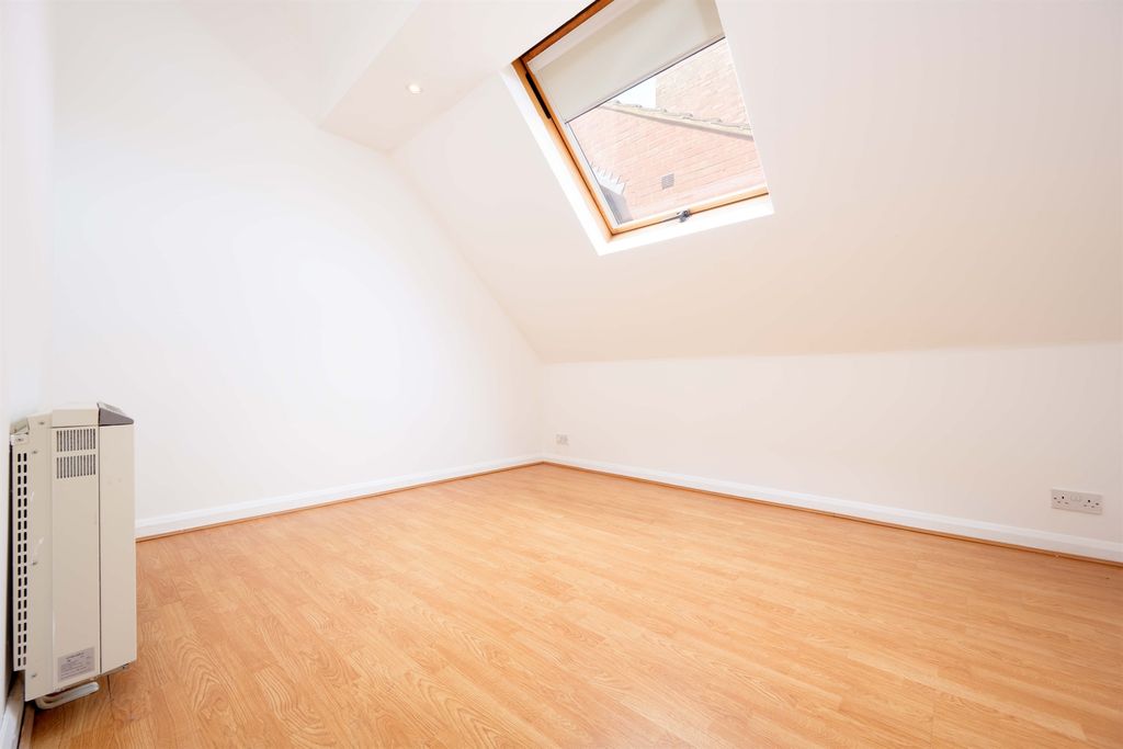 Additional image 5 of 2 bed flat for saleQueen Street, Desborough, Kettering NN14