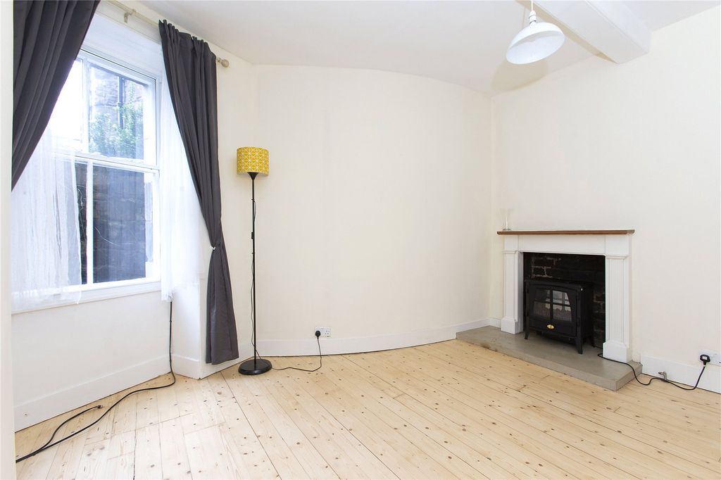 Property photo 3 of 13 Photo 3