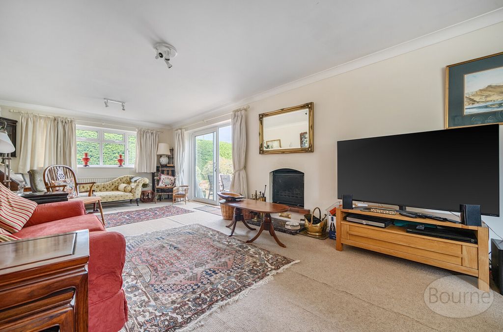 Property photo 3 of 13 3c0998c7-2Ab2-4B6...
