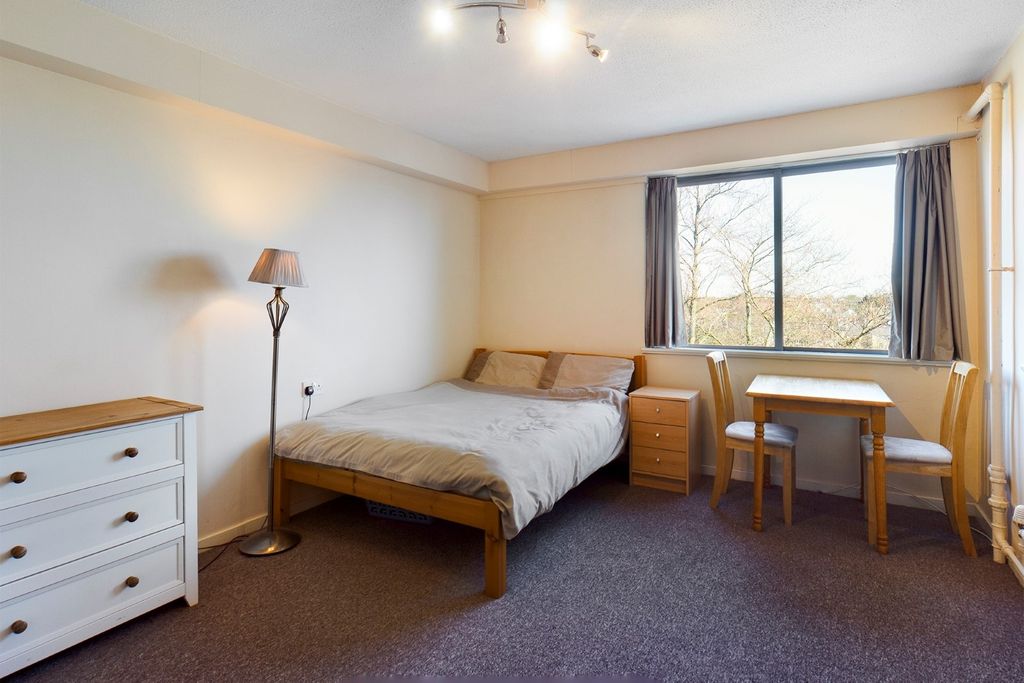 Property photo 3 of 9 Cam00227P1-Pr0498-Still03 (Custom)