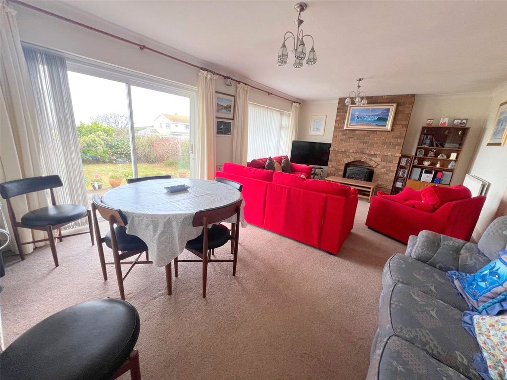 Property photo 3 of 30 Picture No. 60