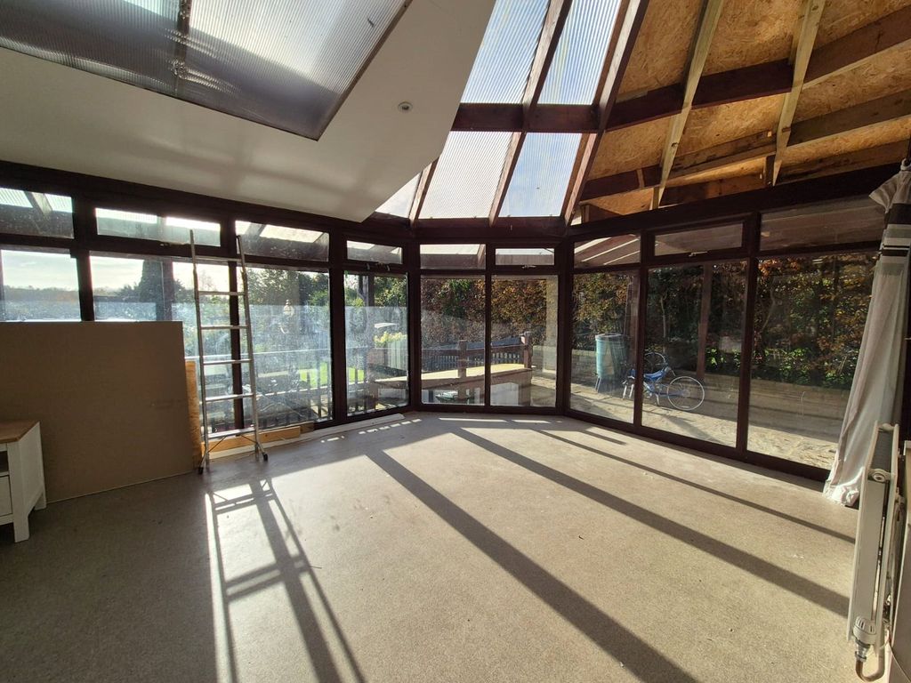 Property photo 3 of 12 Picture No. 04