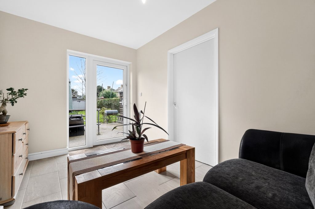 Property photo 2 of 18 Dining Room