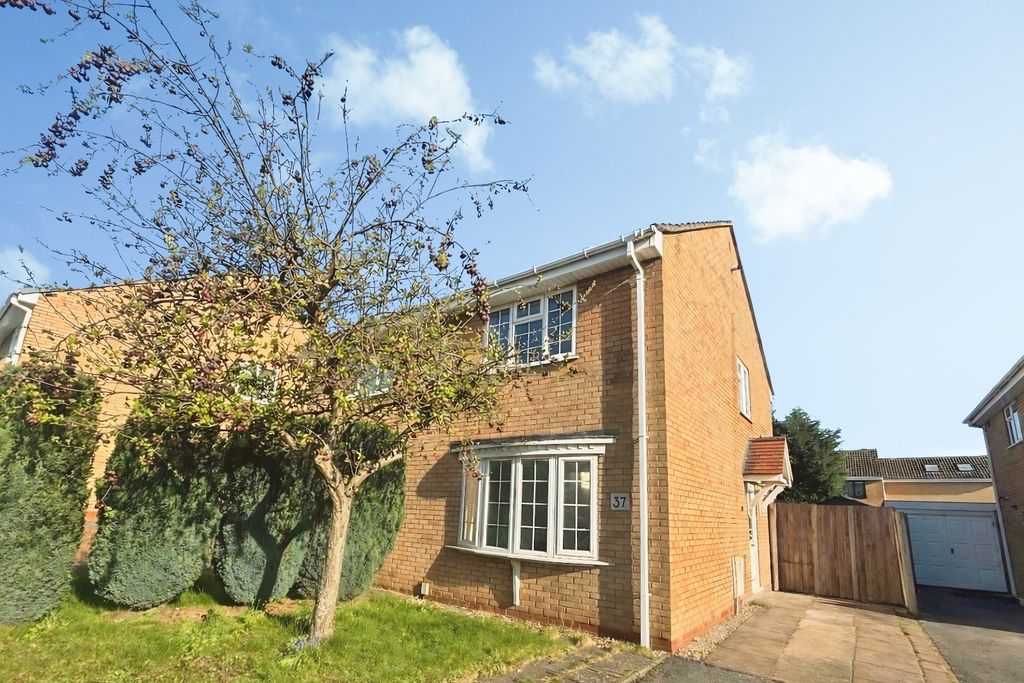 Property photo 1 of 9 Pbox-Img.Jpg