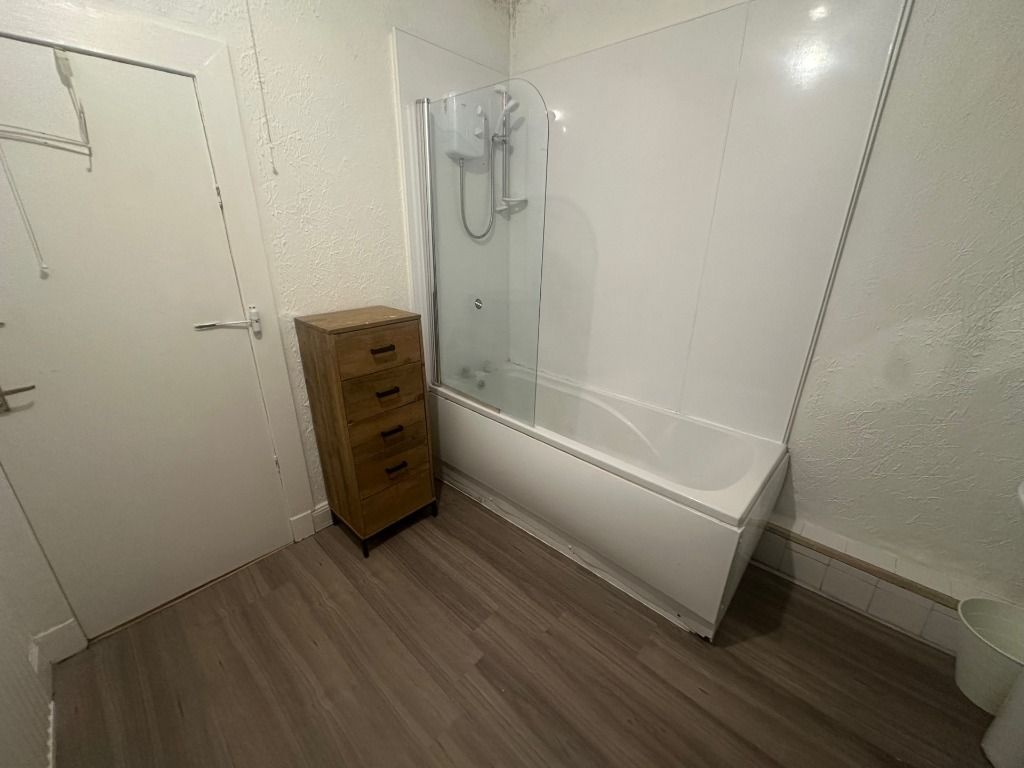 Additional image 8 of 4 bed flat to rentKing Street, Stirling Town, Stirling FK8