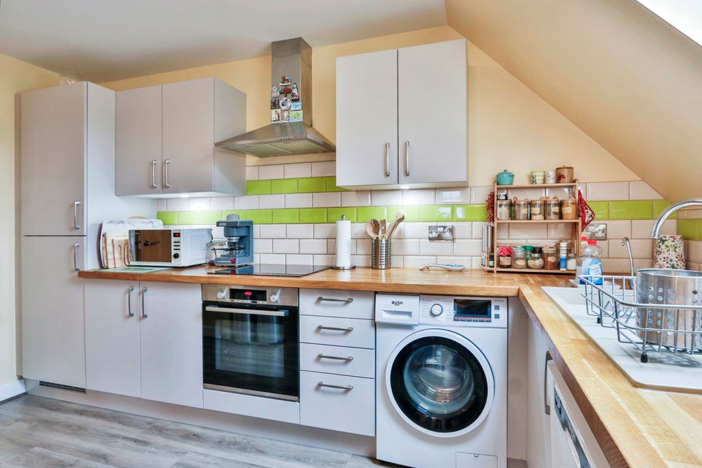 Property photo 2 of 12 Photography