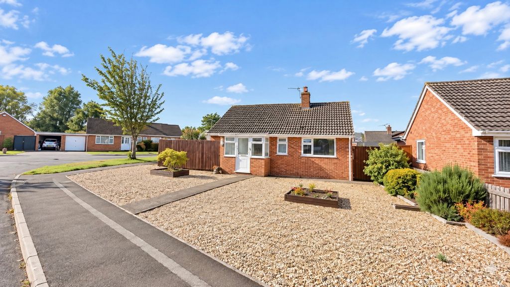 Property photo 1 of 22