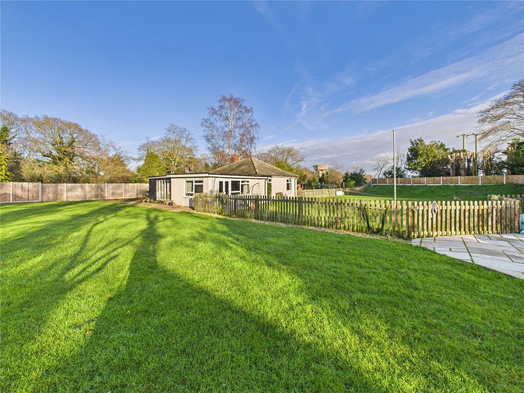 3 bed bungalow for saleHaylings Road, Leiston, Suffolk IP16