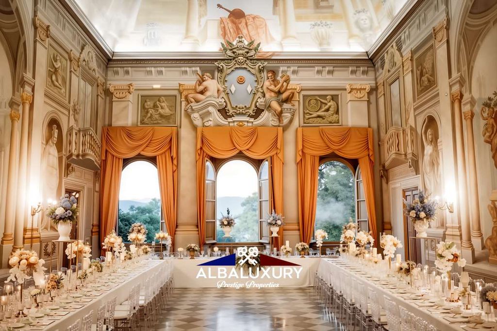 Property photo 2 of 25