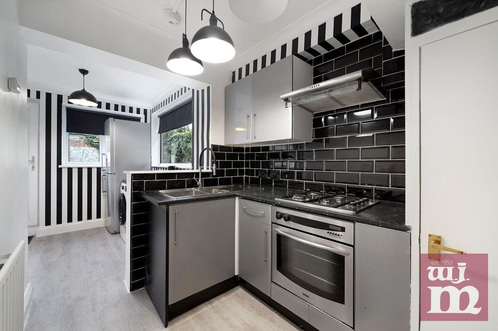 Property photo 2 of 12 78 Southern Road - Iwyldyqzfzc9Hnq69Po9.Jpg