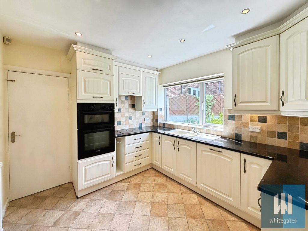Property photo 2 of 26 Picture No. 29