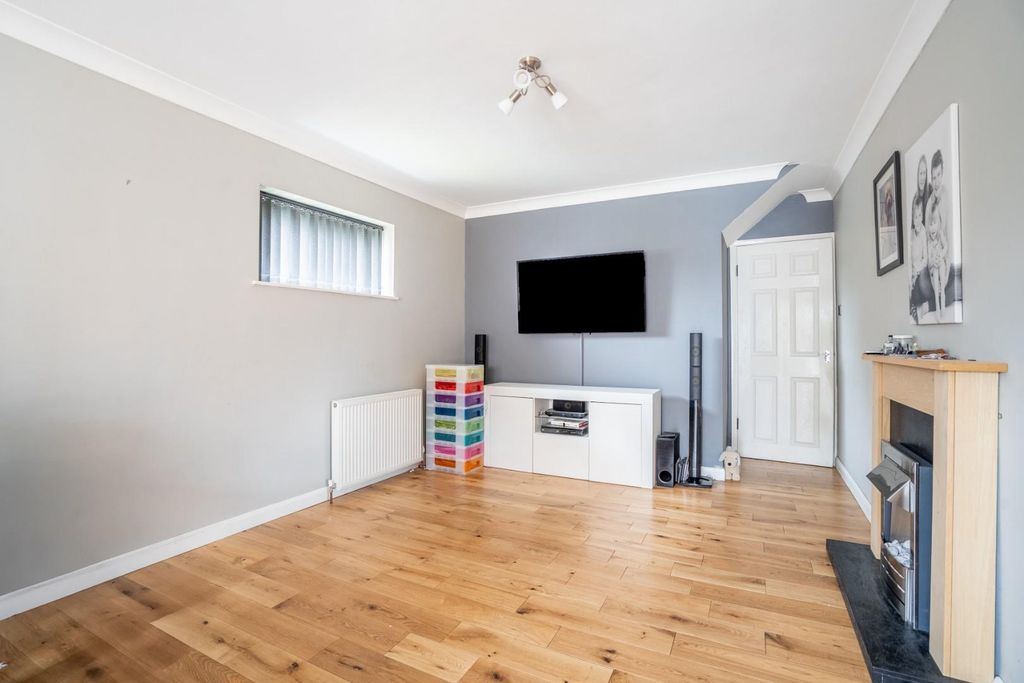 Property photo 2 of 14 Fr-9.Jpg