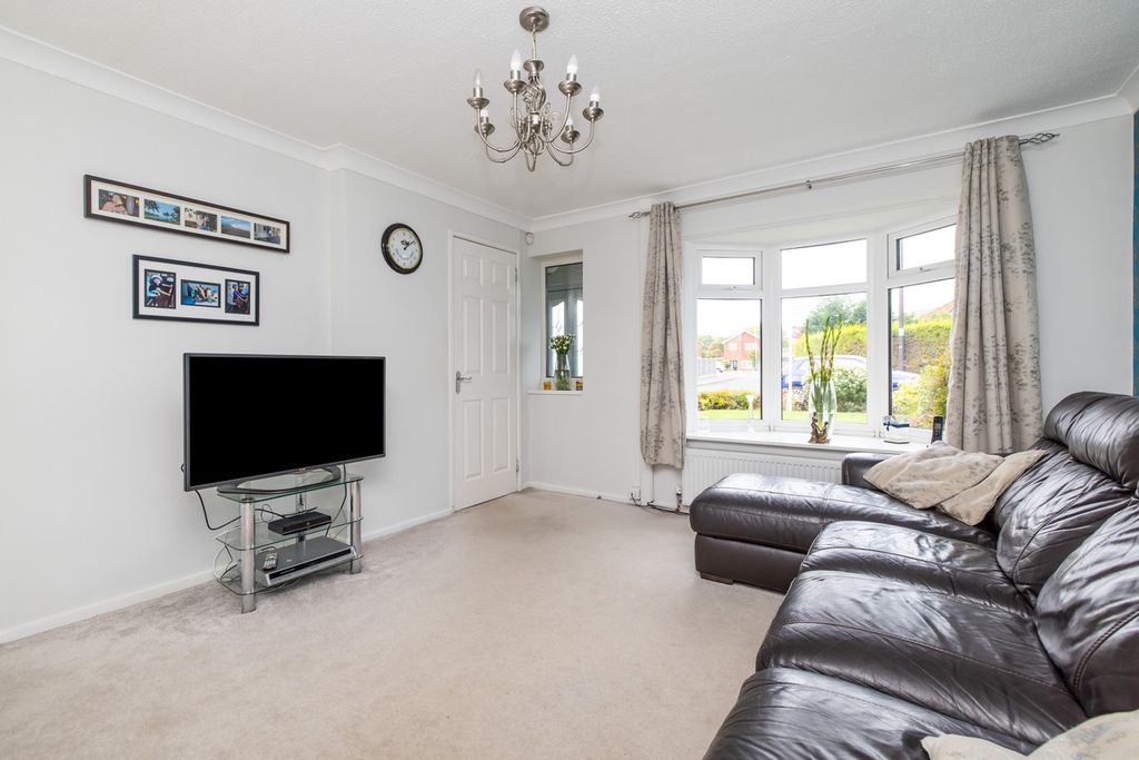 Property photo 2 of 24