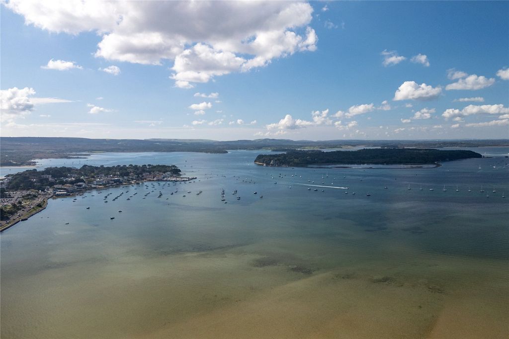 Additional image 25 of 4 bed flat for sale14 Chaddesley Glen, Canford Cliffs, Poole BH13