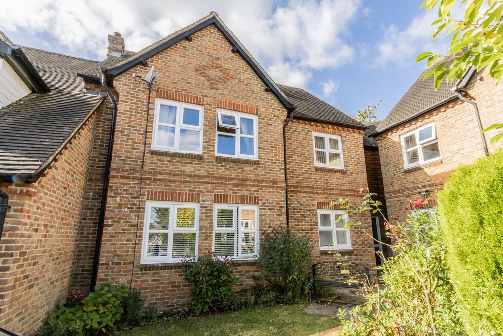 Property photo 1 of 6