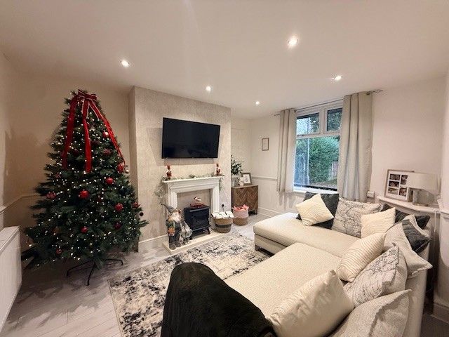 Property photo 2 of 12 Photo