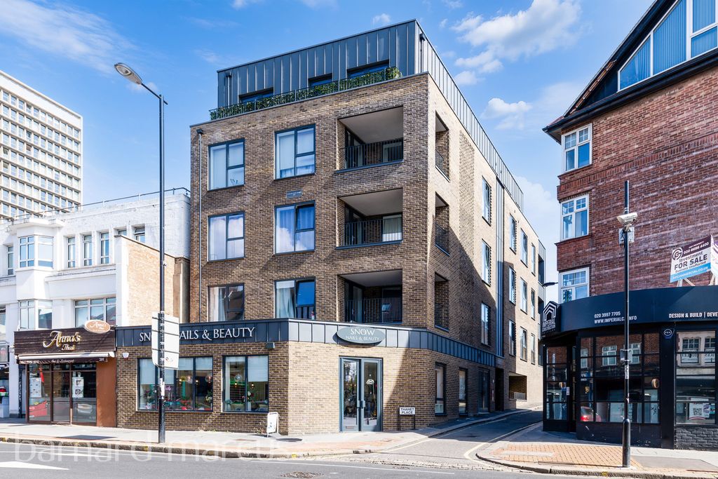 Property photo 1 of 8 Front