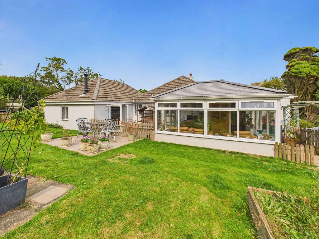 Property photo 1 of 33
