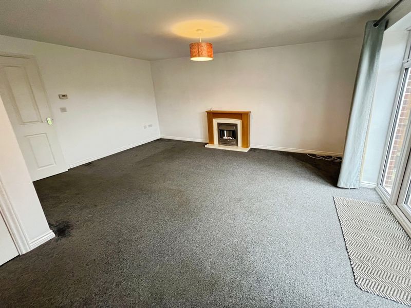 Property photo 2 of 11 Lounge Dining Room