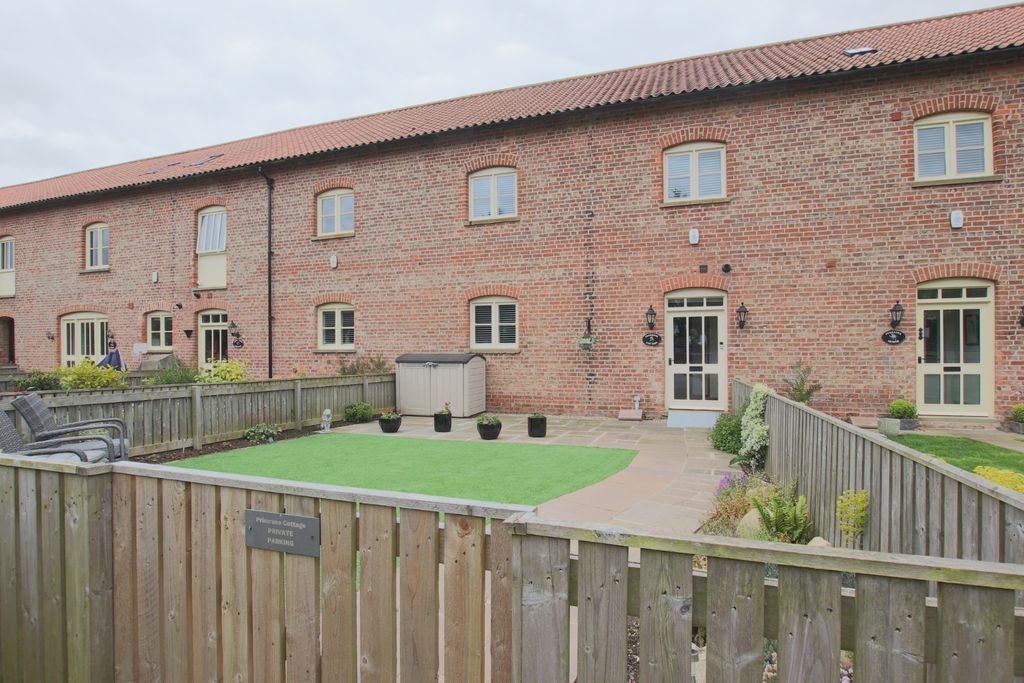 Property photo 1 of 12 5022372