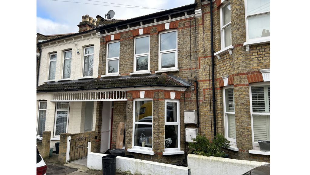 1 bed flat for sale Crystal Palace