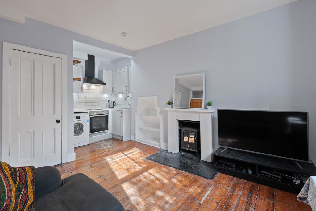 Property photo 3 of 26 Property Image 3