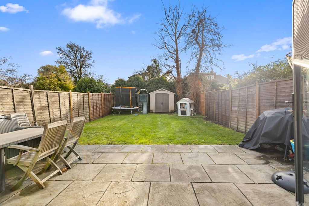 Property photo 3 of 17