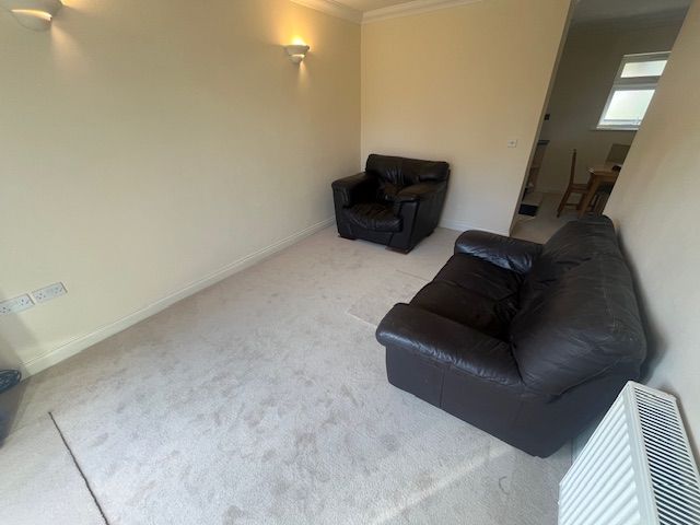Property photo 3 of 12 Image