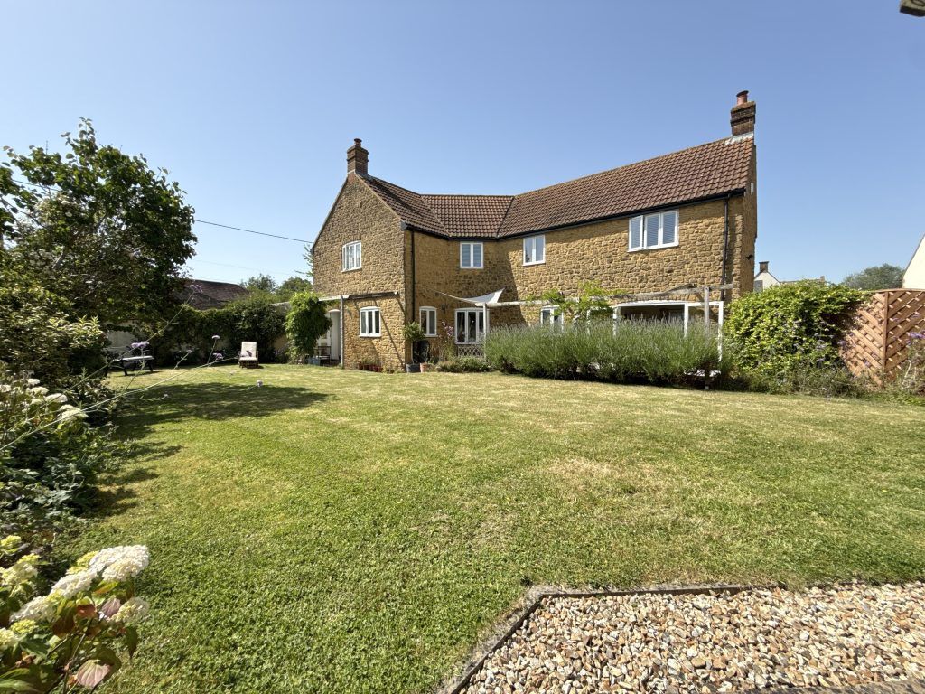 Property photo 1 of 40