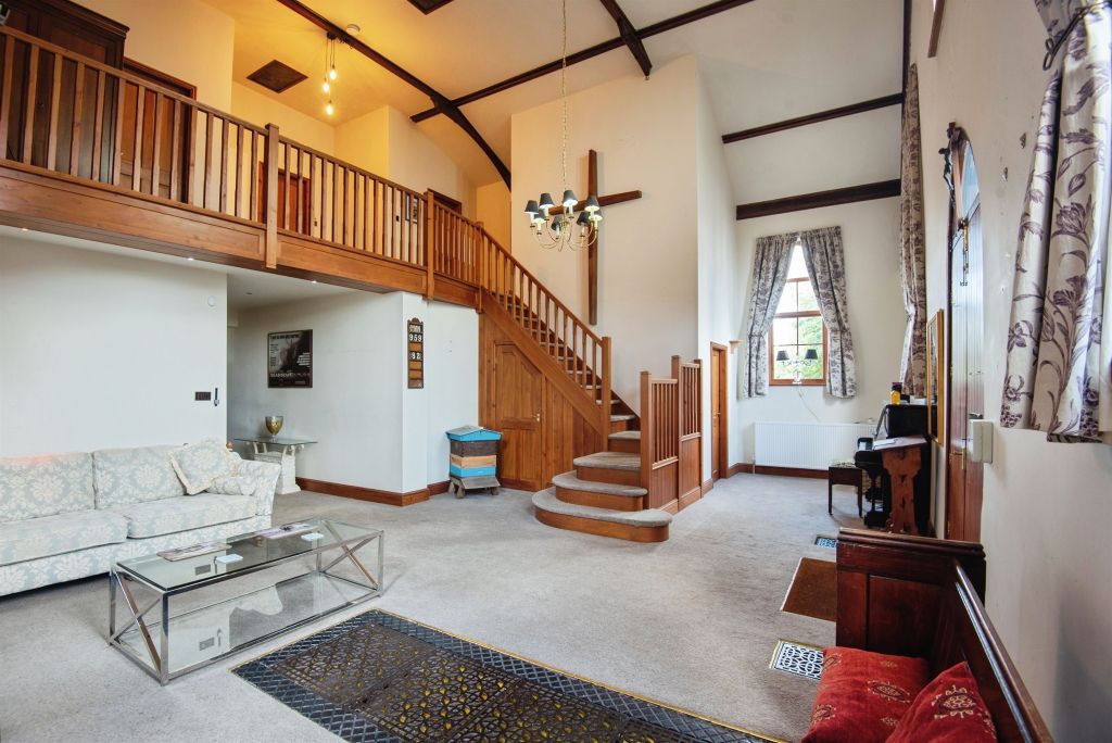 Property photo 2 of 23