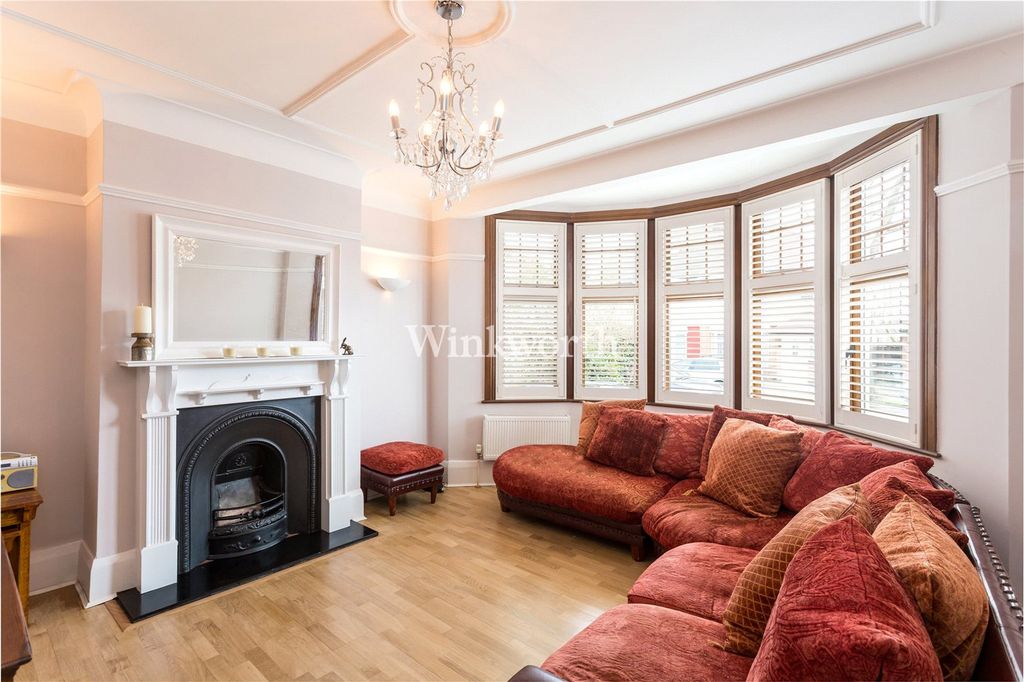 Property photo 3 of 13 Reception Room