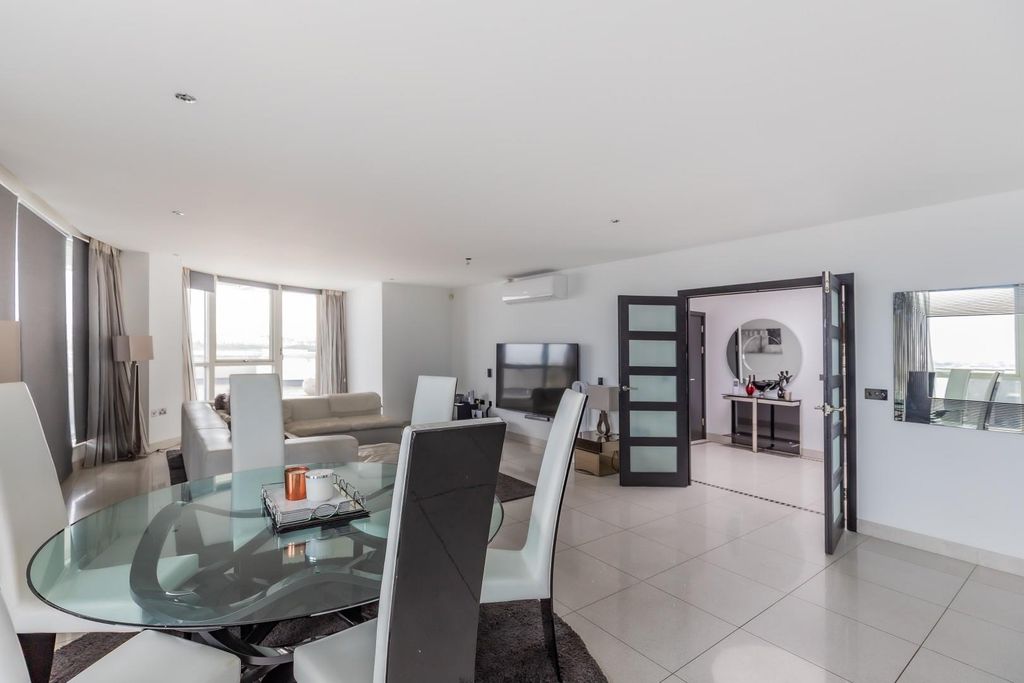 Additional image 24 of 3 bed flat for saleFerry Road, Cardiff CF11