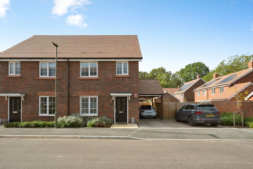Property photo 1 of 19 Pbox-Img.Jpg